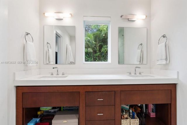 408 Como Ave, Coral Gables, FL 33146