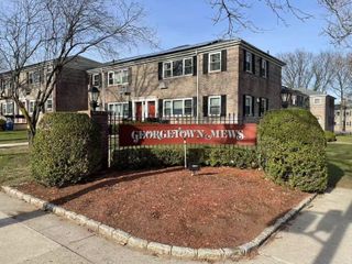 69-55 150th St 33B, Flushing, NY 11367