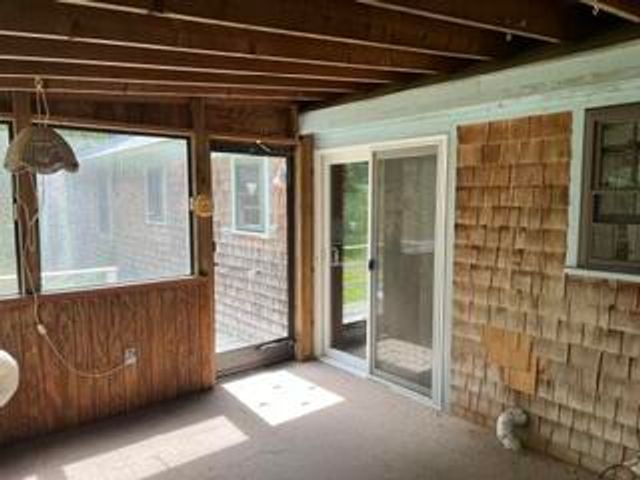 31 Jasons Lane, Osterville, MA 02655