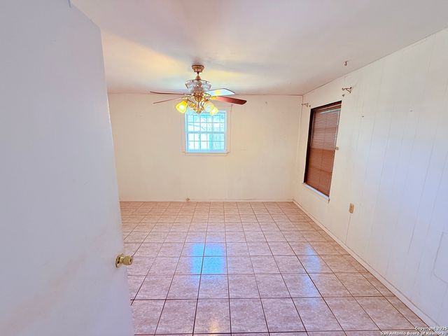 1911 Beechaven, San Antonio, TX 78207