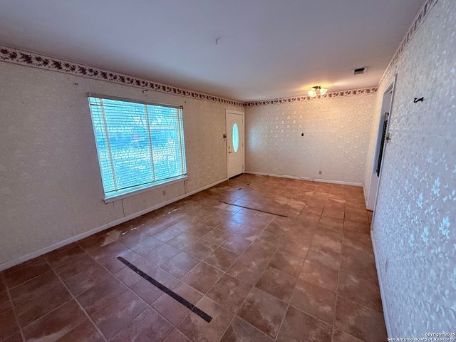 1911 Beechaven, San Antonio, TX 78207