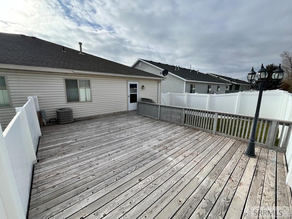 Image 23 of property listing at 409 Neff Circle, Blackfoot, ID 83221