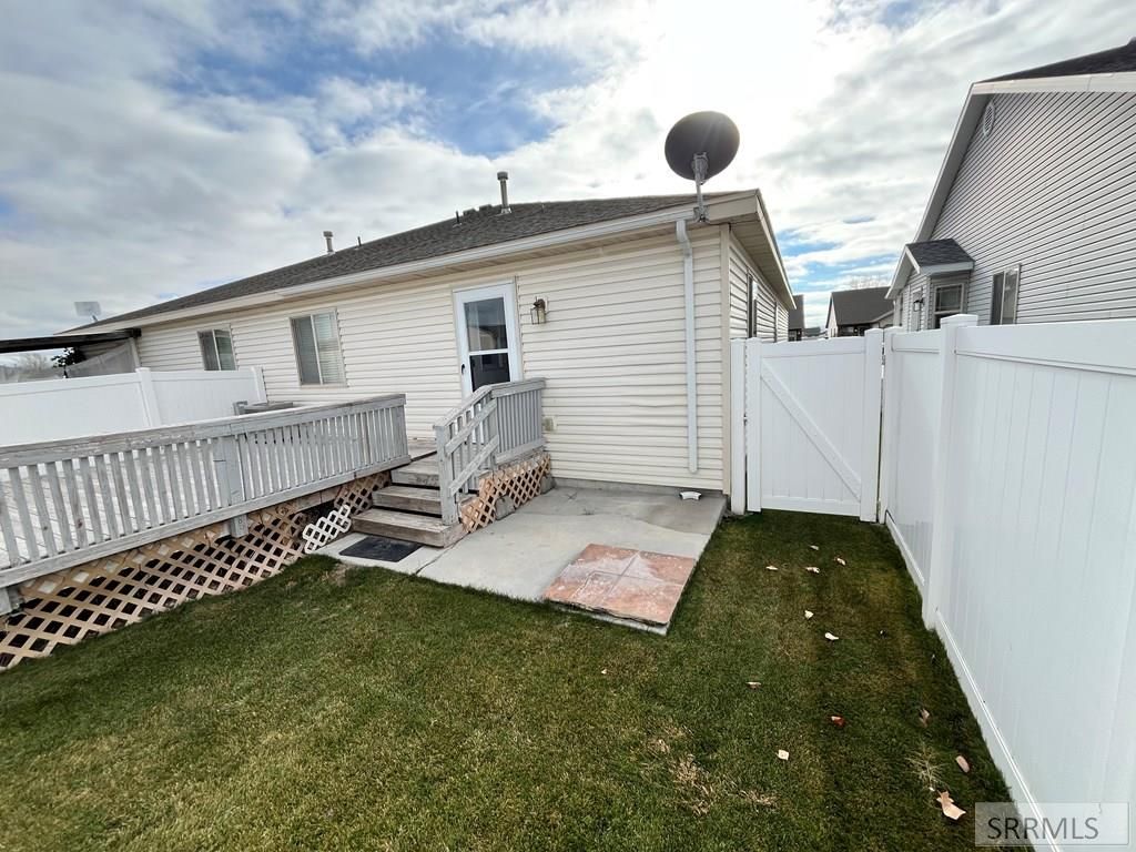 Image 25 of property listing at 409 Neff Circle, Blackfoot, ID 83221