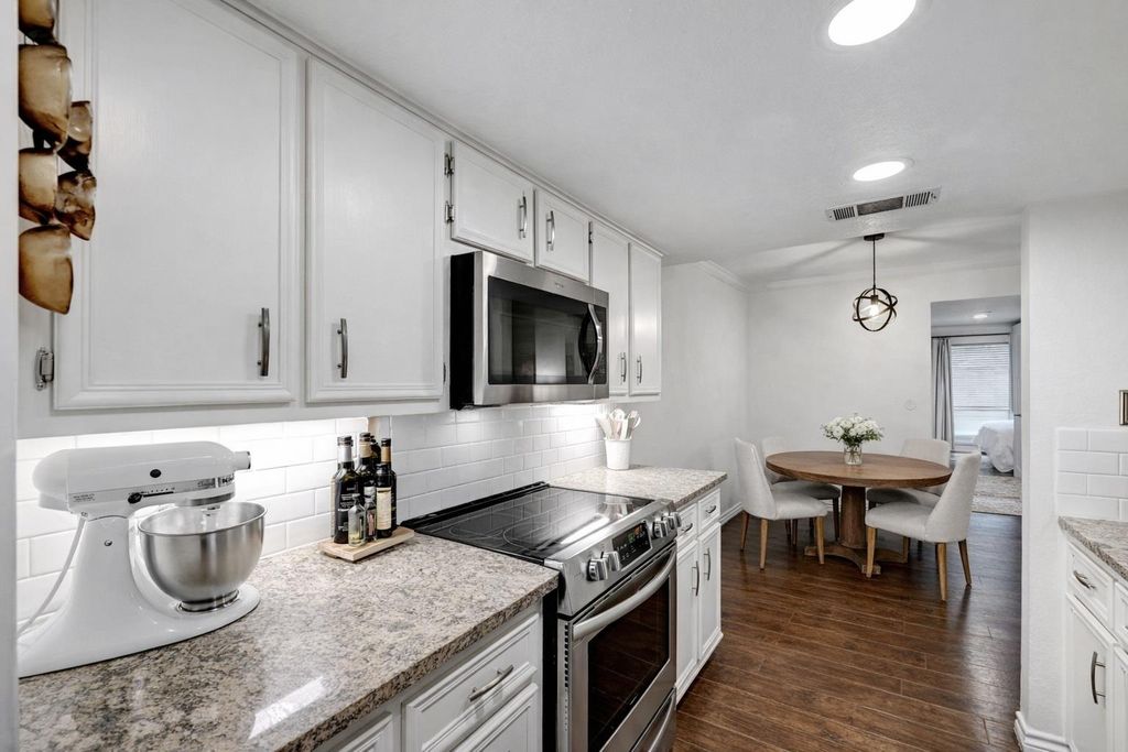 3840 Far West BLVD 101, Austin, TX 78731