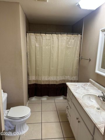 2223 Texas Avenue, Joplin, MO 64804
