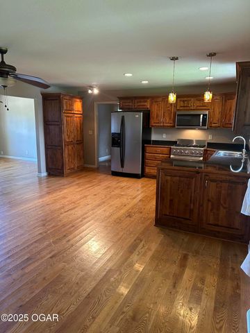 2223 Texas Avenue, Joplin, MO 64804