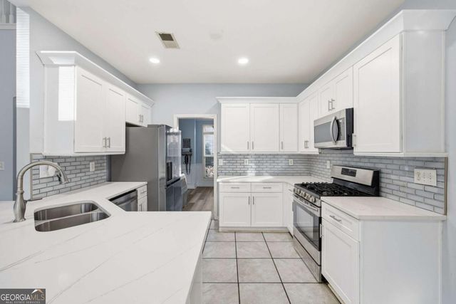 44 Creekside Way, Hiram, GA 30141