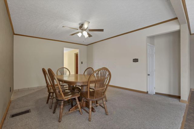 5850 Borah Hill Road, Sugar Grove, OH 43155