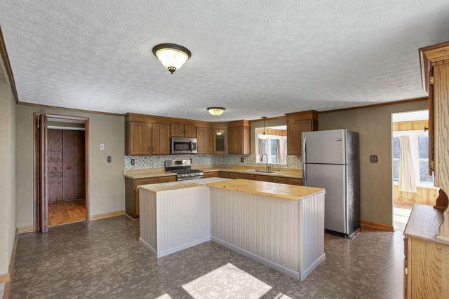 5850 Borah Hill Road, Sugar Grove, OH 43155