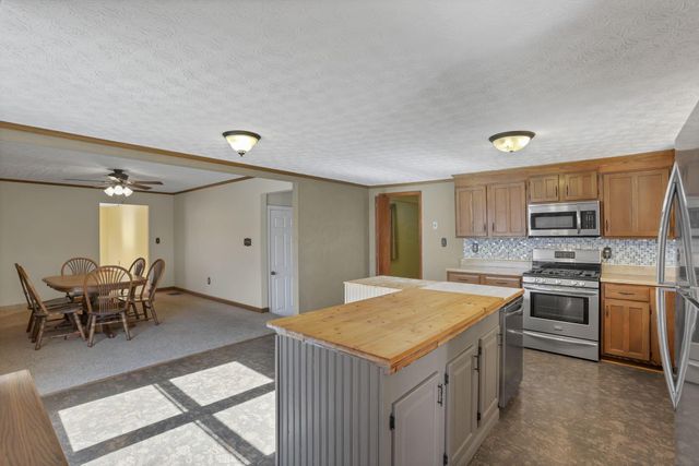 5850 Borah Hill Road, Sugar Grove, OH 43155