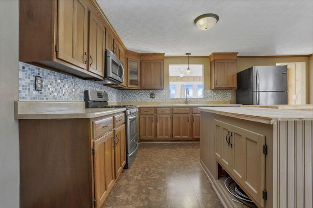 5850 Borah Hill Road, Sugar Grove, OH 43155