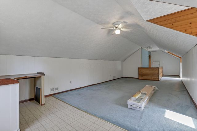 5850 Borah Hill Road, Sugar Grove, OH 43155