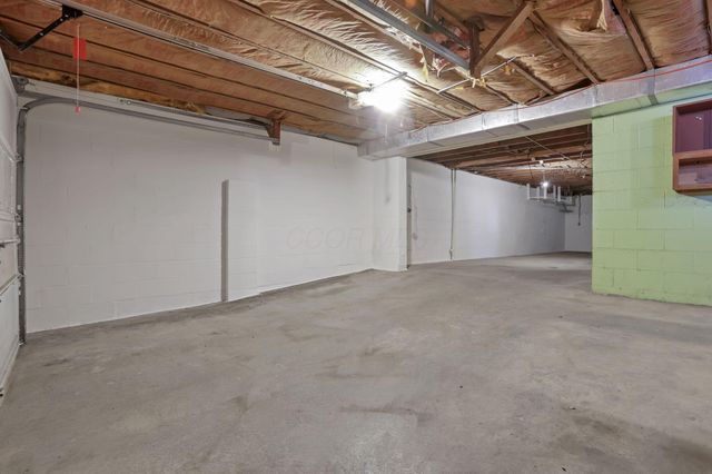 5850 Borah Hill Road, Sugar Grove, OH 43155