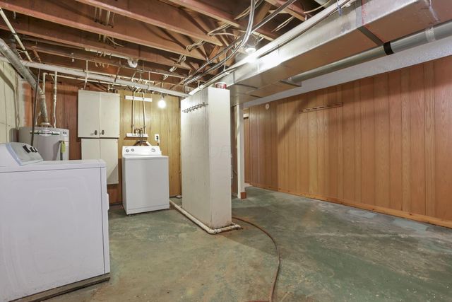 5850 Borah Hill Road, Sugar Grove, OH 43155