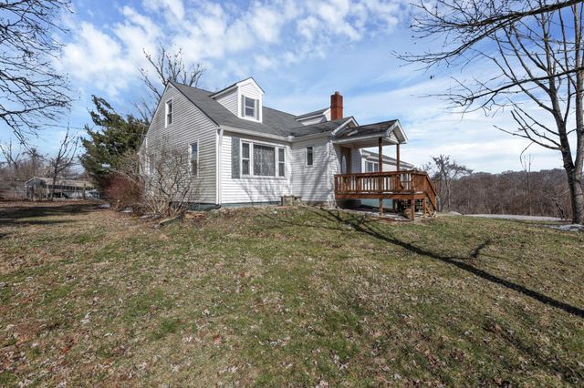 5850 Borah Hill Road, Sugar Grove, OH 43155