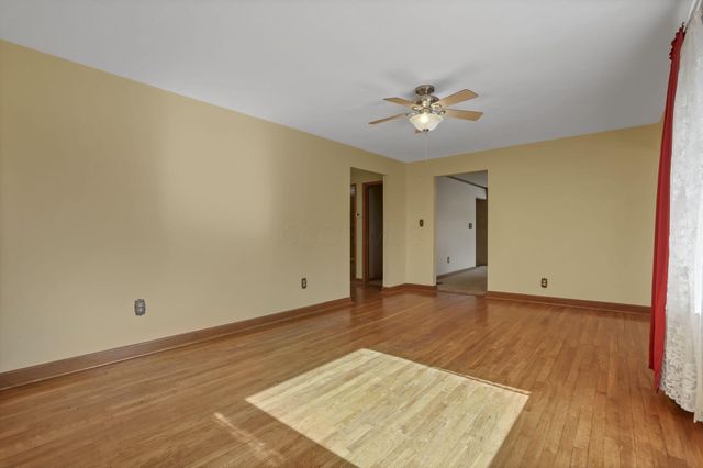 5850 Borah Hill Road, Sugar Grove, OH 43155