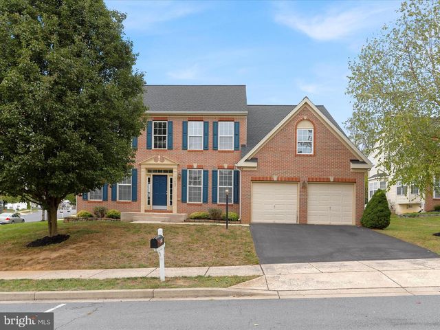 17402 COBB CT, Hagerstown, MD 21740