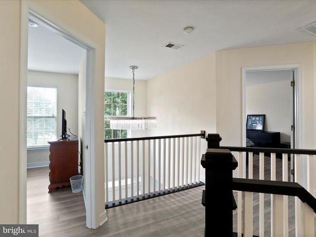 17402 COBB CT, Hagerstown, MD 21740