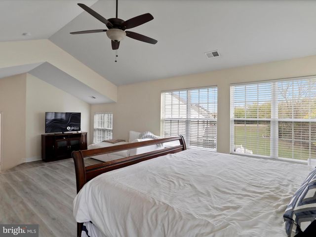 17402 COBB CT, Hagerstown, MD 21740