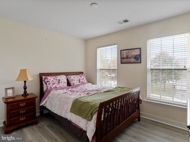 17402 COBB CT, Hagerstown, MD 21740