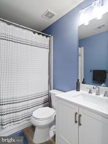 17402 COBB CT, Hagerstown, MD 21740