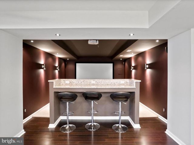 17402 COBB CT, Hagerstown, MD 21740