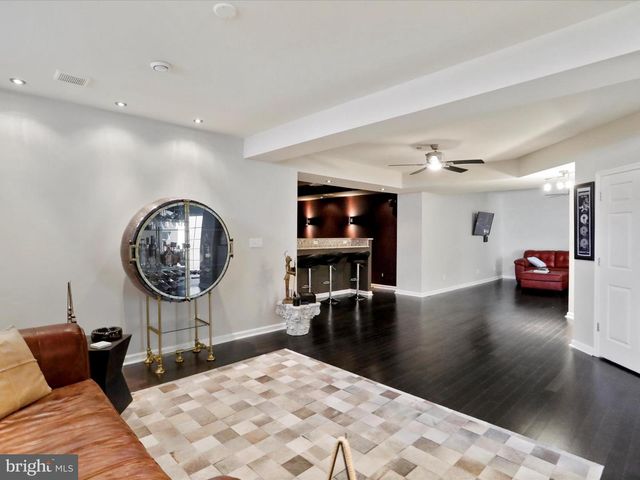 17402 COBB CT, Hagerstown, MD 21740