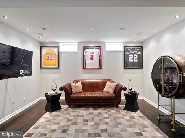 17402 COBB CT, Hagerstown, MD 21740