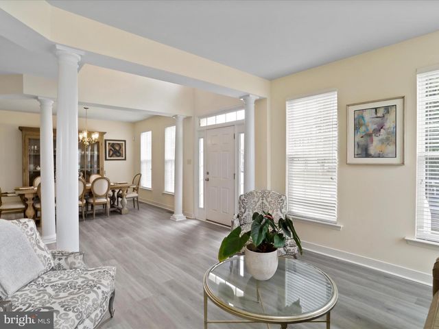 17402 COBB CT, Hagerstown, MD 21740