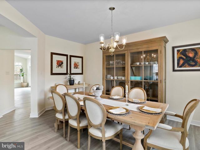 17402 COBB CT, Hagerstown, MD 21740