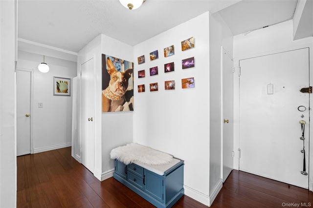 33-65 14th Street 11A, Astoria, NY 11106