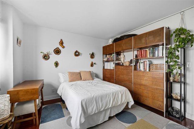 33-65 14th Street 11A, Astoria, NY 11106