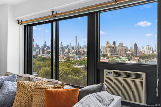 33-65 14th Street 11A, Astoria, NY 11106