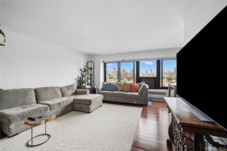 33-65 14th Street 11A, Astoria, NY 11106