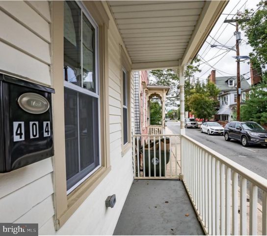 404 LAWRENCE ST, Burlington, NJ 08016