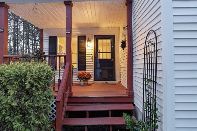 249 Cooper Hill Road, Nottingham, NH 03290