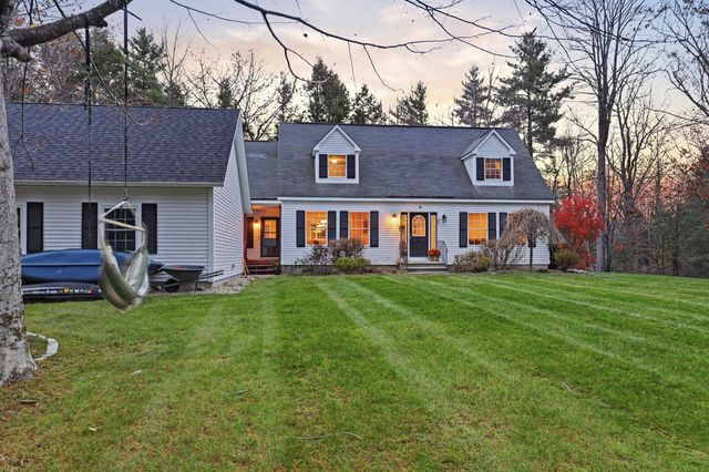 249 Cooper Hill Road, Nottingham, NH 03290