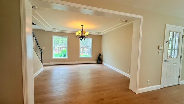 249 Cooper Hill Road, Nottingham, NH 03290