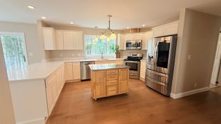 249 Cooper Hill Road, Nottingham, NH 03290