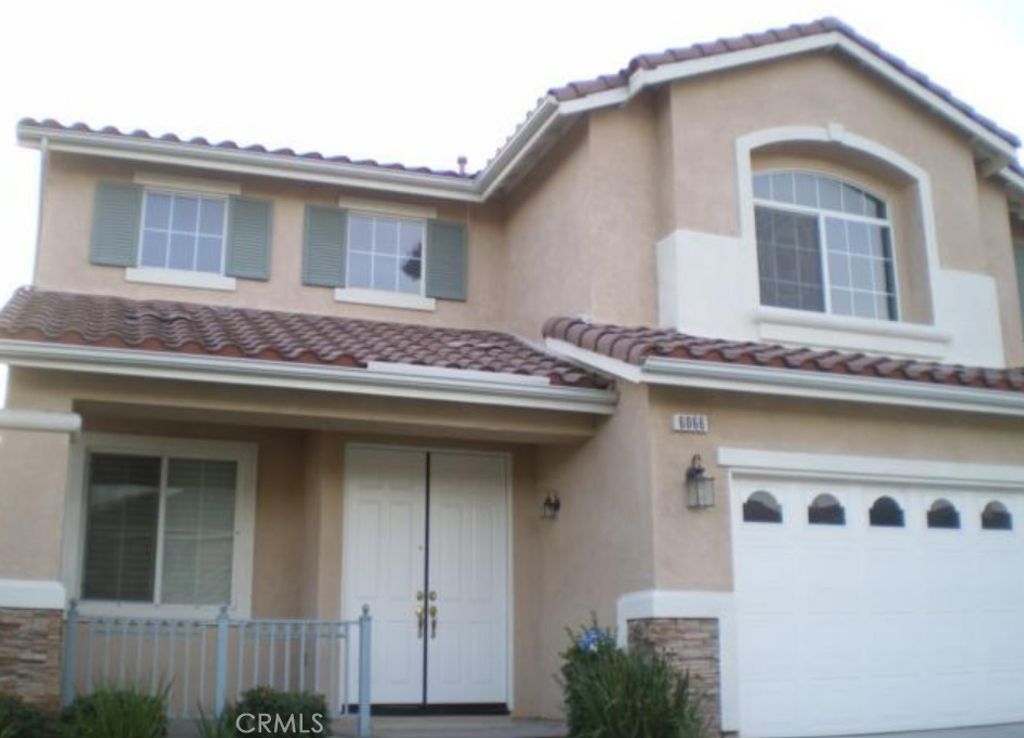 6066 Brookside Way, Fontana, CA 92336