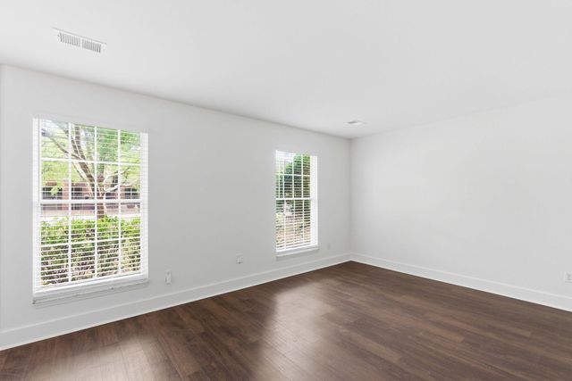 2143 Pinehurst Avenue, Charleston, SC 29414