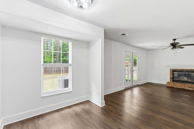 2143 Pinehurst Avenue, Charleston, SC 29414