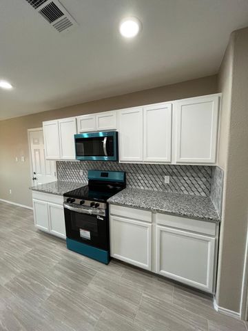 2210 Marvin Drive, Lancaster, TX 75134