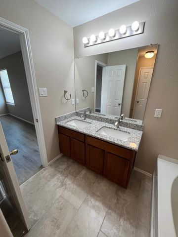 2210 Marvin Drive, Lancaster, TX 75134