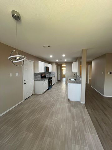 2210 Marvin Drive, Lancaster, TX 75134
