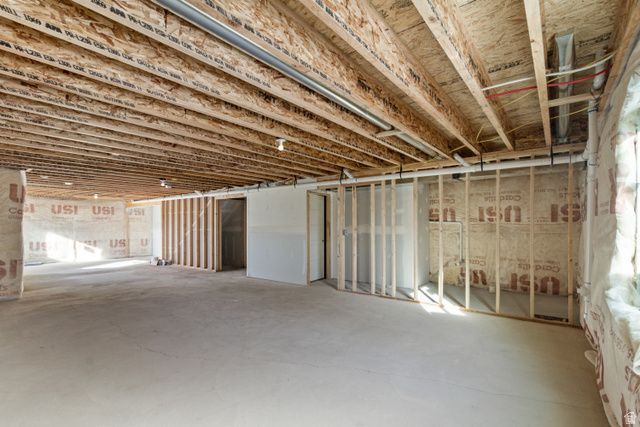 42 E 200 S, Wellsville, UT 84339