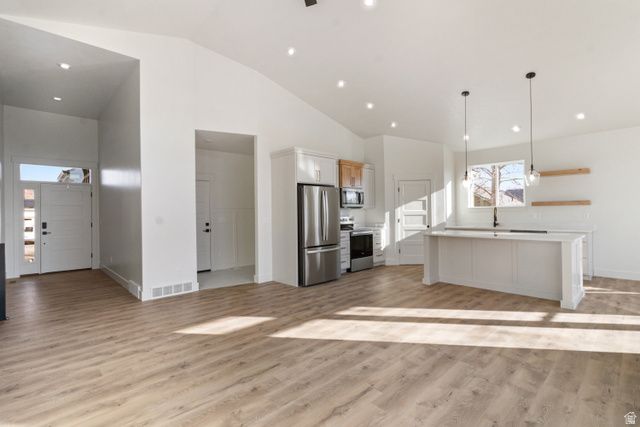 42 E 200 S, Wellsville, UT 84339