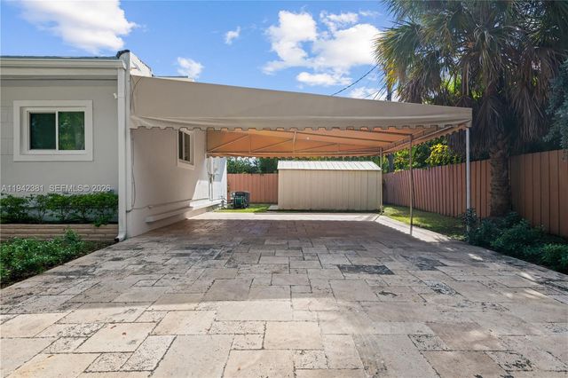 1470 N Treasure Dr, North Bay Village, FL 33141