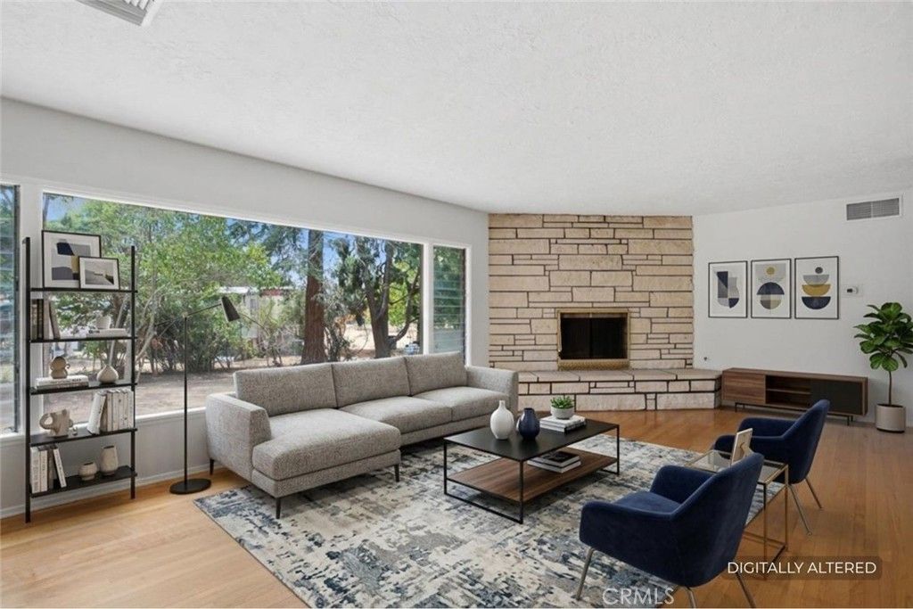 Image 9 of property listing at 11817 Peach Tree Circle, Yucaipa, CA 92399