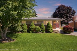 31906 Cambridge Street, Garden City, MI 48135
